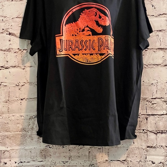 Women Jurassic Park T-shirt by Universal City Studios - Picture 2 of 6